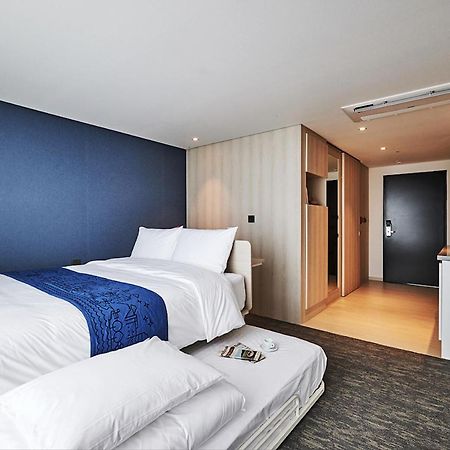 Jeju Pureun Hotel Seogwipo Exterior foto
