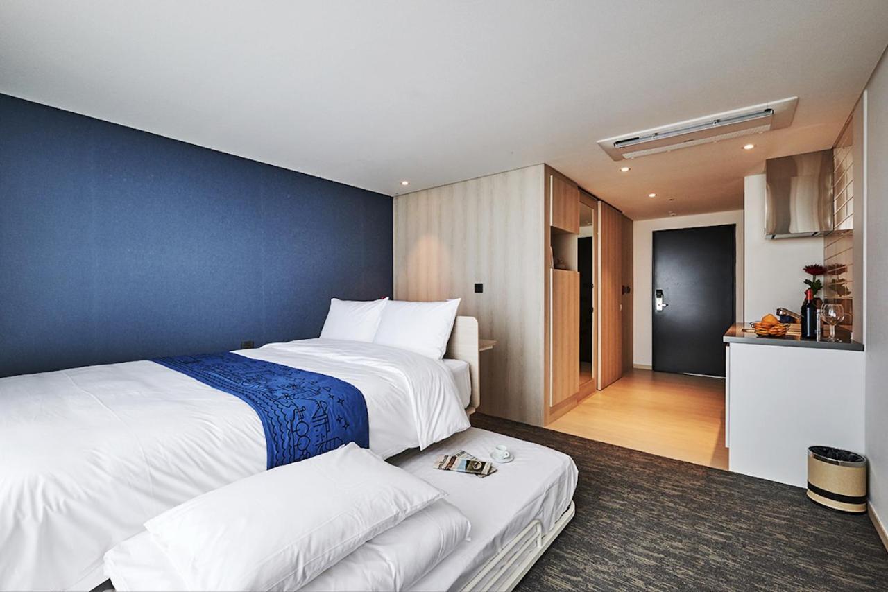 Jeju Pureun Hotel Seogwipo Exterior foto